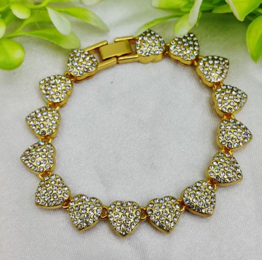 Exquisite Adjustable Heart Crystal Bracelet – Imported Elegance | Best Quality Artificial Bracelet For Girls & Women | Bracelet For Every Occasion | Elegant Design - GOAT Mart