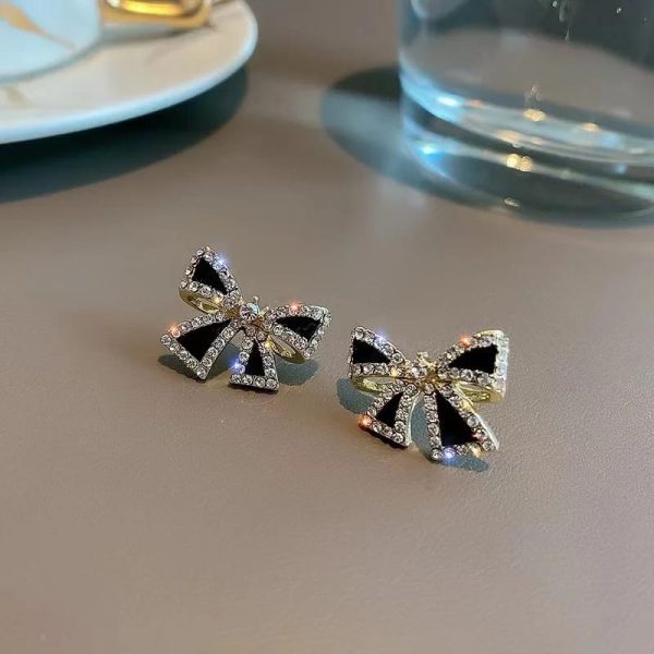 Zircon Black Bow Tie Earrings