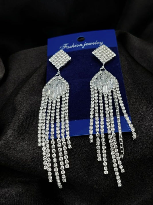 Luxury Look Artificial Earrings | Girls Earrings | Women Earrings ( Silver ) - GOAT Mart