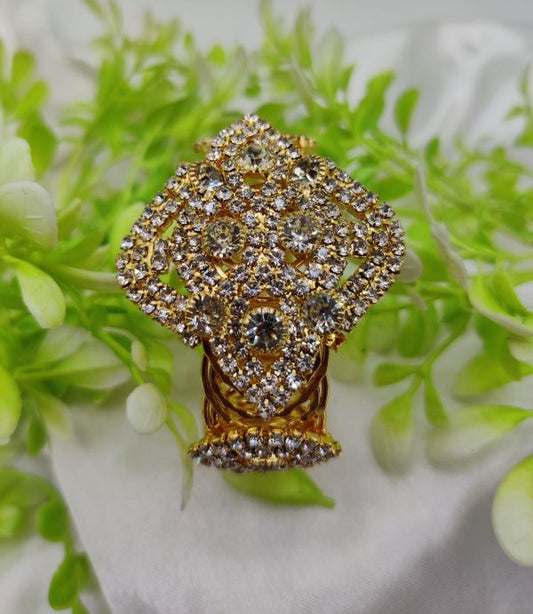 Royal Elegance Sapphire Bracelet – Regal Design Golden Bracelet – Best Quality Artificial Bracelet For Girls & Women | Bracelet For Every Occasion - GOAT Mart
