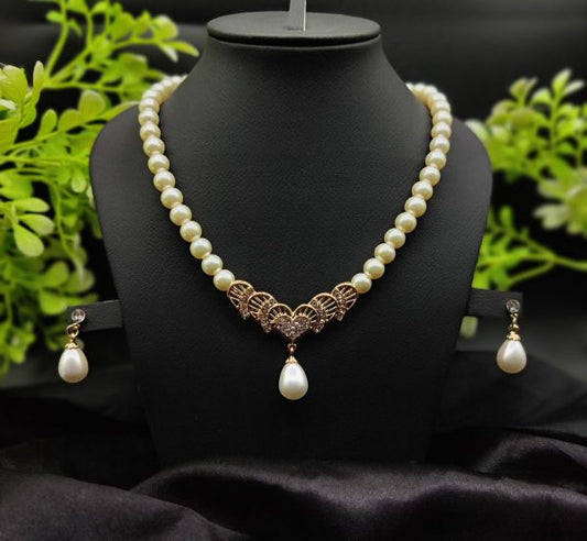 Pearl Elegance Necklace Set With Drop Earrings